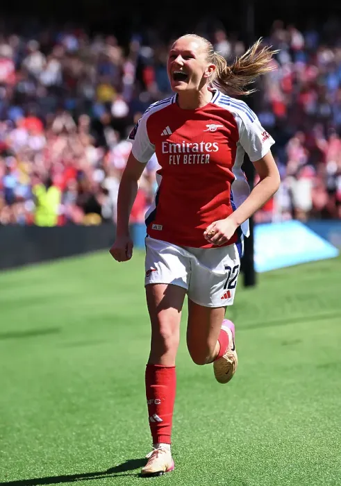 Framed Print : Arsenal FC v Manchester United FC - Barclays Women's Super League Arsenal FC v Manchester United FC - Barclays Women's Super League