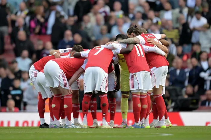 Framed Print : Arsenal FC v Newcastle United FC - Premier League