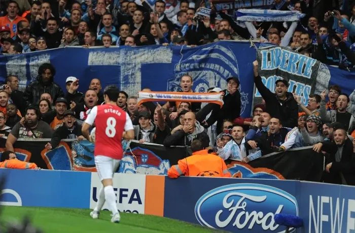Framed Print : Arsenal FC v Olympique de Marseille - UEFA Champions League Framed Print : Arsenal FC v Olympique de Marseille - UEFA Champions League