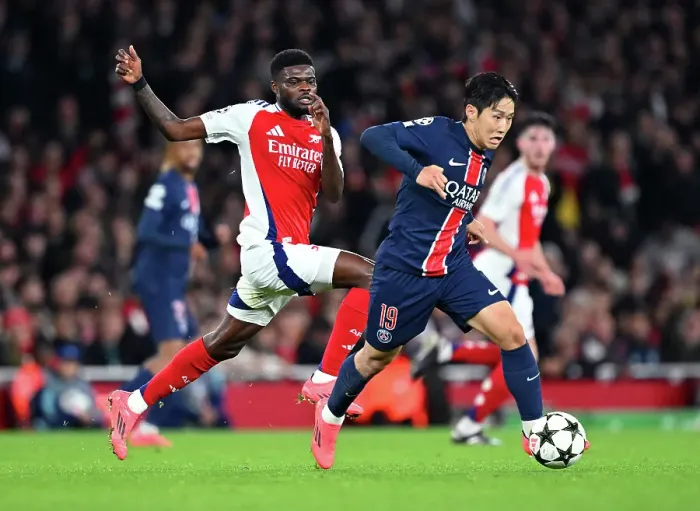 Framed Print : Arsenal FC v Paris Saint-Germain - UEFA Champions League 2024 / 25 League Phase MD2