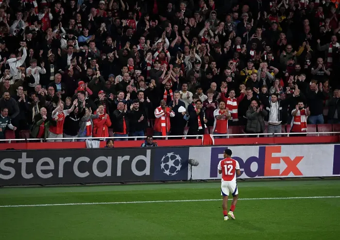 Framed Print : Arsenal FC v Real Madrid C.F. - UEFA Champions League 2024 / 25 Quarter Final First Leg