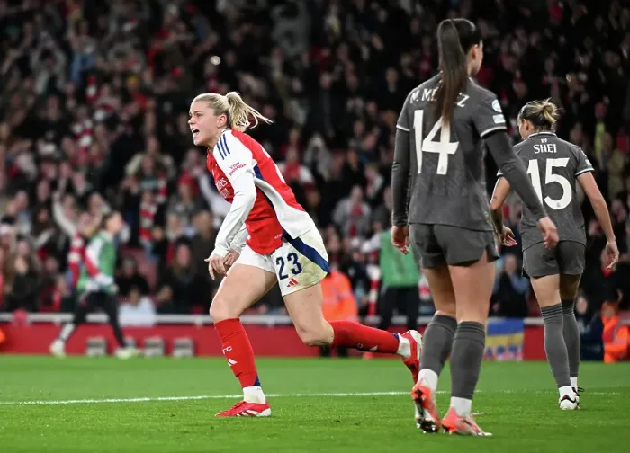 Framed Print : Arsenal FC v Real Madrid CF - UEFA Women's Champions League Quarter Finals Second Leg Framed Print : Arsenal FC v Real Madrid CF - UEFA Women's Champions League Quarter Finals Second Leg