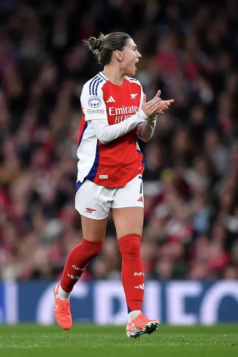 Framed Print : Arsenal FC v Real Madrid CF - UEFA Women's Champions League Quarter Finals Second Leg Arsenal FC v Real Madrid CF - UEFA Women's Champions League Quarter Finals Second Leg