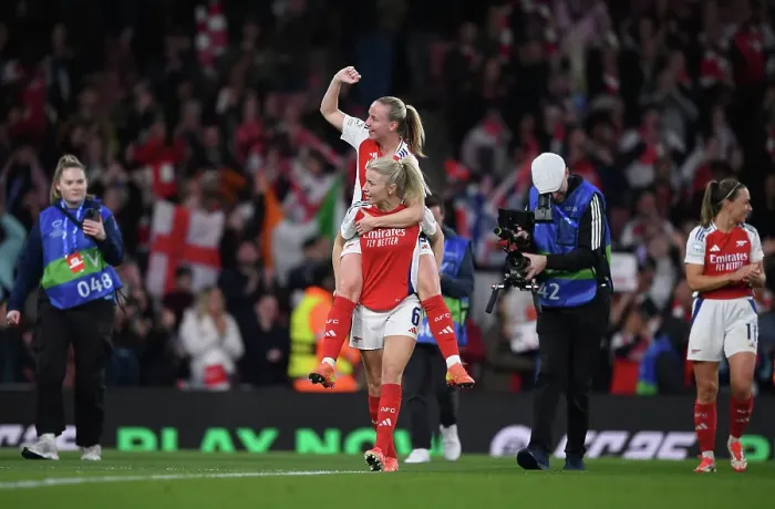 Framed Print : Arsenal FC v Real Madrid CF - UEFA Women's Champions League Quarter Finals Second Leg Arsenal FC v Real Madrid CF - UEFA Women's Champions League Quarter Finals Second Leg