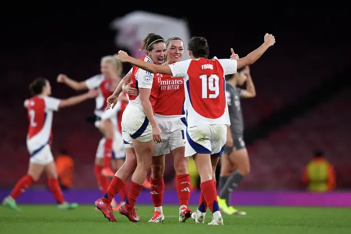 Framed Print : Arsenal FC v Real Madrid CF - UEFA Women's Champions League Quarter Finals Second Leg Arsenal FC v Real Madrid CF - UEFA Women's Champions League Quarter Finals Second Leg