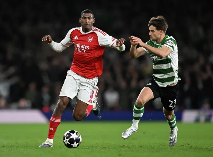 Framed Print : Arsenal FC v Sporting Clube de Portugal - UEFA Champions League 2025 / 26 Quarter-Final Second Leg
