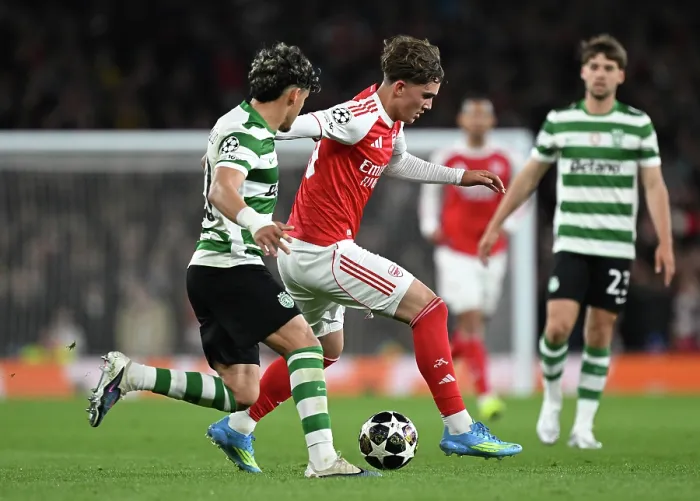Framed Print : Arsenal FC v Sporting Clube de Portugal - UEFA Champions League 2025 / 26 Quarter-Final Second Leg