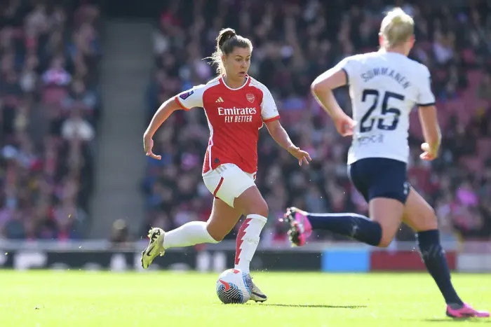 Framed Print : Arsenal FC v Tottenham Hotspur - Barclays Women's Super League