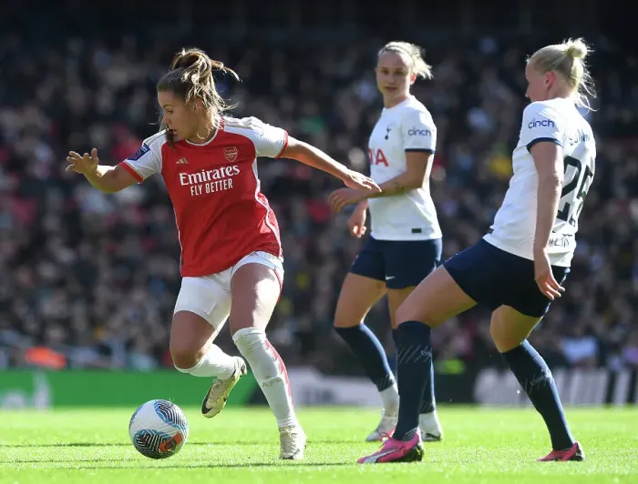 Framed Print : Arsenal FC v Tottenham Hotspur - Barclays Women´s Super League