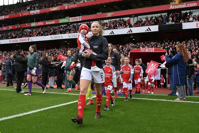Framed Print : Arsenal FC v Tottenham Hotspur FC - Barclays Women's Super League Arsenal FC v Tottenham Hotspur FC - Barclays Women's Super League Framed Print : Arsenal FC v Tottenham Hotspur FC - Barclays Women's Super League Arsenal FC v Tottenham Hotspur FC - Barclays Women's Super League