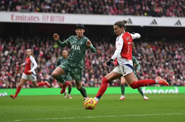 Framed Print : Arsenal FC v Tottenham Hotspur FC - Barclays Women's Super League Arsenal FC v Tottenham Hotspur FC - Barclays Women's Super League Framed Print : Arsenal FC v Tottenham Hotspur FC - Barclays Women's Super League Arsenal FC v Tottenham Hotspur FC - Barclays Women's Super League