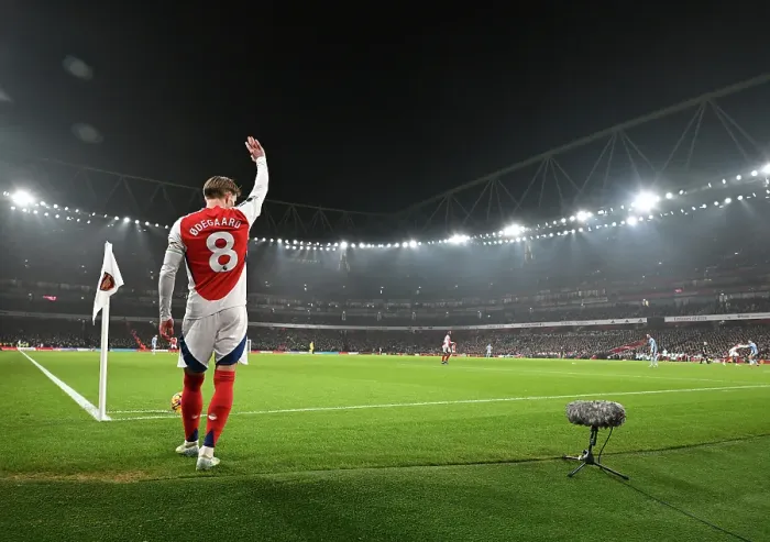 Framed Print : Arsenal FC v Tottenham Hotspur FC - Premier League