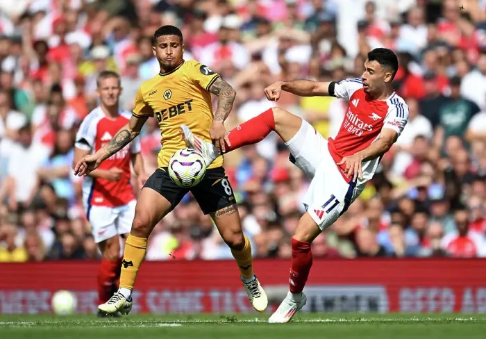 Framed Print : Arsenal FC v Wolverhampton Wanderers FC - Premier League