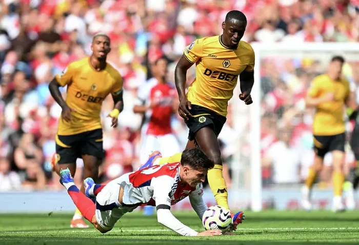 Framed Print : Arsenal FC v Wolverhampton Wanderers FC - Premier League Framed Print : Arsenal FC v Wolverhampton Wanderers FC - Premier League