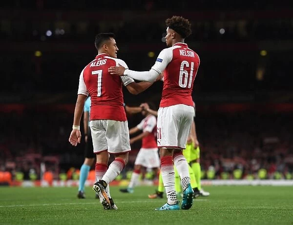 Arsenal FC vs. 1. FC Koeln: Sanchez and Maitland-Niles in Action