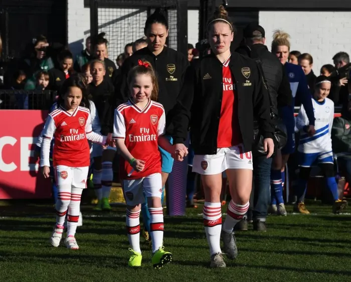 Framed Print : Arsenal FC vs Chelsea: Kim Little Focuses Ahead of FA Womens Super League Clash