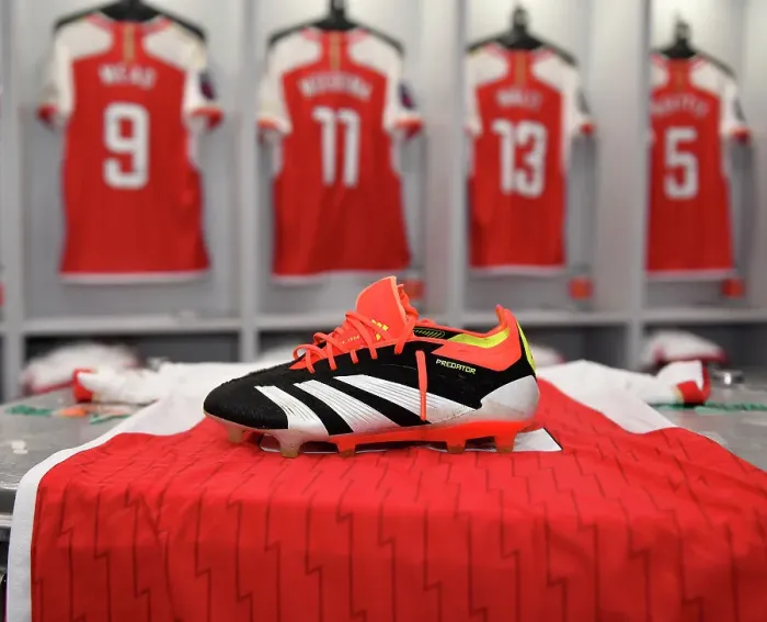 Framed Print : Arsenal FC vs Everton FC: Barclays Women's Super League - New Adidas Boots Debut at Meadow Park Framed Print : Arsenal FC vs Everton FC: Barclays Women's Super League - New Adidas Boots Debut at Meadow Park