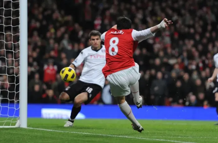 Framed Print : Arsenal FC vs Fulham: 2010-11 Season Match Framed Print : Arsenal FC vs Fulham: 2010-11 Season Match
