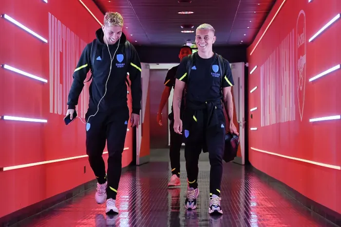 Framed Print : Arsenal FC vs Fulham FC: Pre-Match Arrival of Emile Smith Rowe and Leandro Trossard (2023-24) Framed Print : Arsenal FC vs Fulham FC: Pre-Match Arrival of Emile Smith Rowe and Leandro Trossard (2023-24)