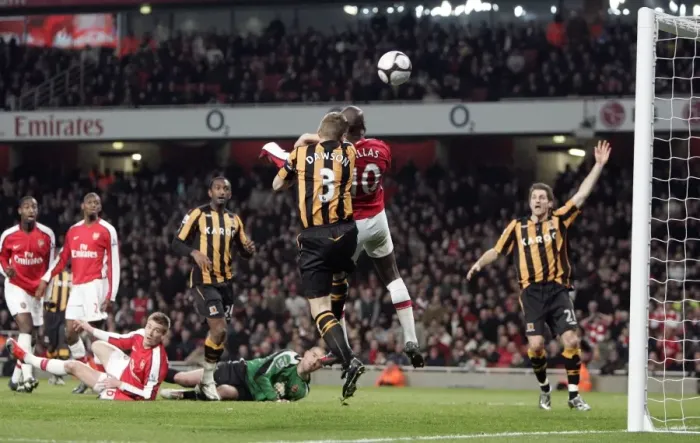 Framed Print : Arsenal FC vs Hull City: FA Cup Clash 2008-09