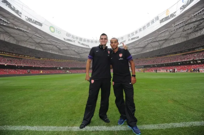 Framed Print : Arsenal FC vs Manchester City: Theo Walcott and Vito Mannone Pre-Season Clash in Beijing, 2012