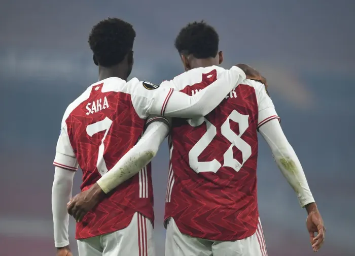 Framed Print : Arsenal FC vs Molde FK: Bikayo Saka and Joe Willock in Action during UEFA Europa League Match
