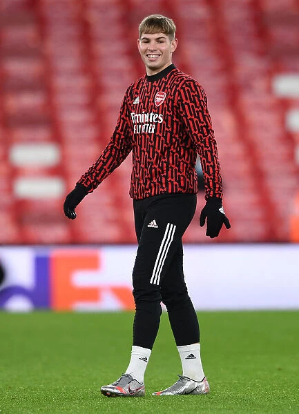 Arsenal FC vs Rapid Wien: Emile Smith Rowe Warming Up - UEFA Europa League, Group Stage