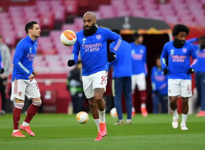 Framed Print : Arsenal FC vs Slavia Praha: Alexandre Lacazette Prepares for Europa League Quarterfinal at Empty Emirates Stadium