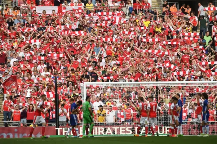 Framed Print : Arsenal FC Wins FA Cup: 2-1 Over Chelsea (2017) - Glory at Wembley