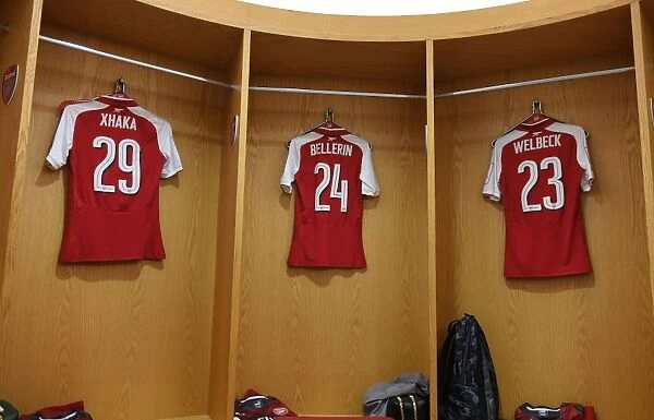 Arsenal FC: Xhaka, Bellerin, and Welbeck in the Changing Room before Arsenal v Sevilla - Emirates Cup 2017-18