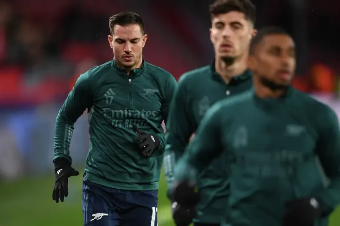 Framed Print : Arsenal FC's Cedric Soares Warming Up Ahead of PSV Eindhoven Clash in 2023-24 UEFA Champions League Framed Print : Arsenal FC's Cedric Soares Warming Up Ahead of PSV Eindhoven Clash in 2023-24 UEFA Champions League