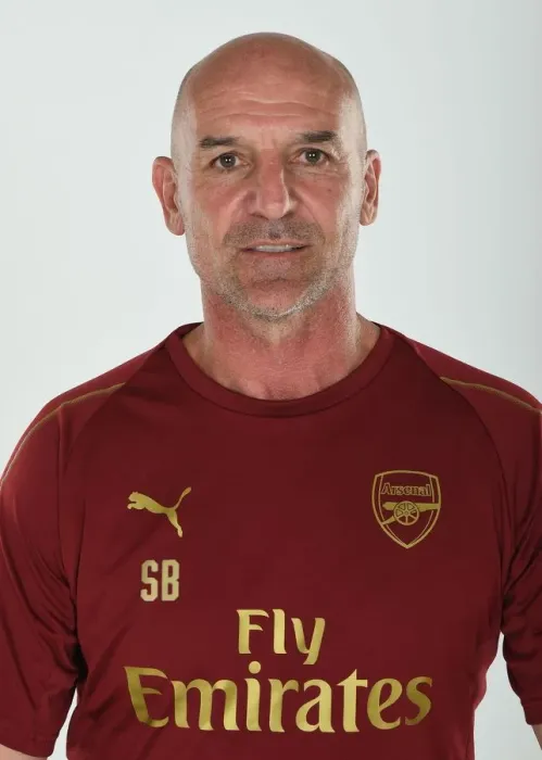 Framed Print : Arsenal First Team: 2018 / 19 Season - Steve Bould at Photo Call Framed Print : Arsenal First Team: 2018 / 19 Season - Steve Bould at Photo Call
