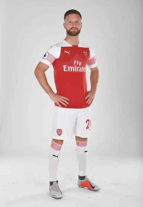 Framed Print : Arsenal First Team: 2018 / 19 - Shkodran Mustafi's Portrait