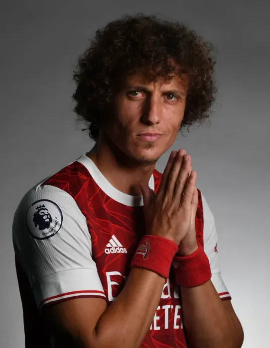 Framed Print : Arsenal First Team 2020-21: David Luiz at Photocall