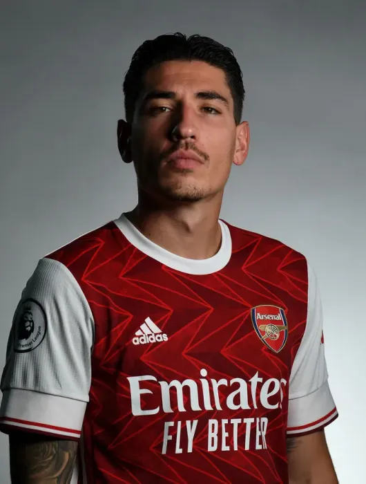 Framed Print : Arsenal First Team 2020-21: Hector Bellerin at Arsenal Photocall Framed Print : Arsenal First Team 2020-21: Hector Bellerin at Arsenal Photocall