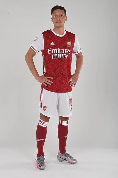 Arsenal First Team 2020-21: Mesut Ozil at Training Session