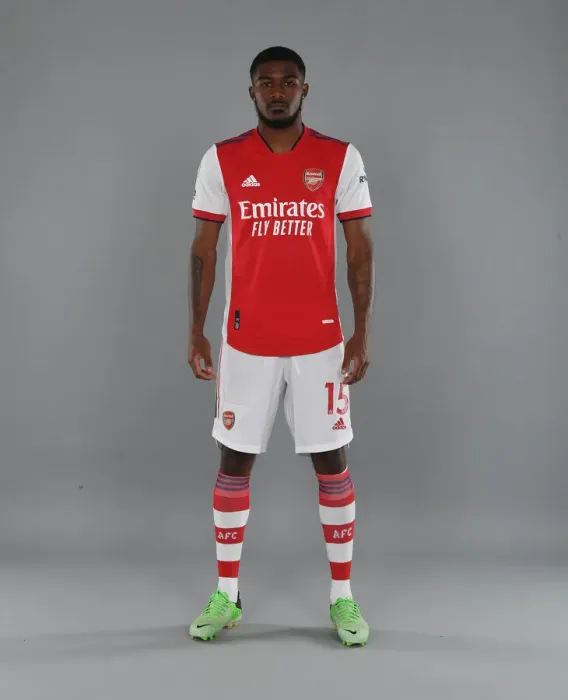 Framed Print : Arsenal First Team 2021-22: Ainsley Maitland-Niles at Training