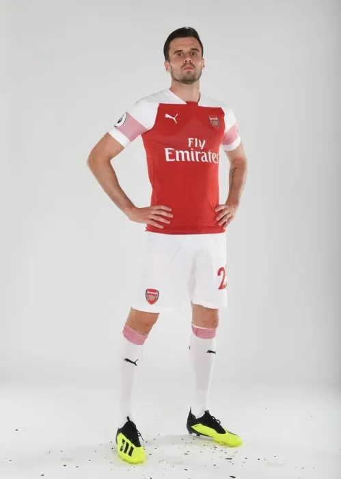 Framed Print : Arsenal First Team: Carl Jenkinson at 2018 / 19 Photo Call