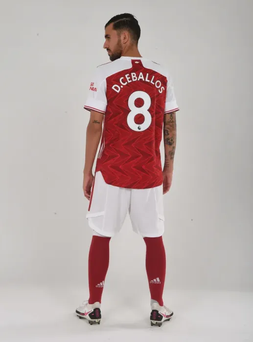 Framed Print : Arsenal First Team: Dani Ceballos Training at London Colney, 2020-21 Season Framed Print : Arsenal First Team: Dani Ceballos Training at London Colney, 2020-21 Season