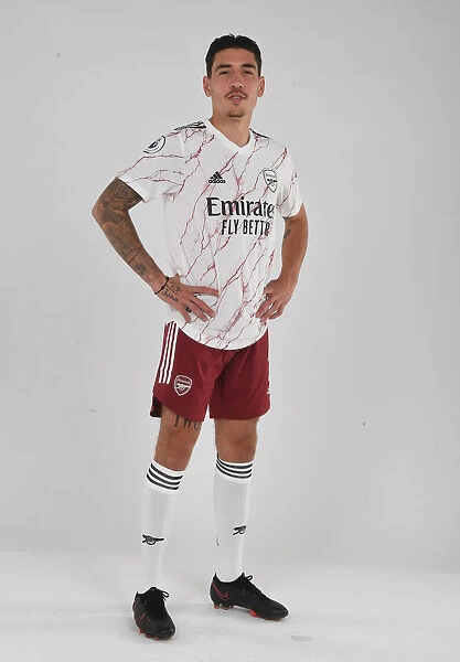 Arsenal First Team: Hector Bellerin at 2020-21 Team Photocall