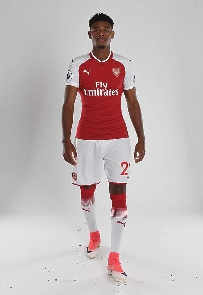 Arsenal First Team: Jeff Reine-Adelaide at 2017-18 Photocall