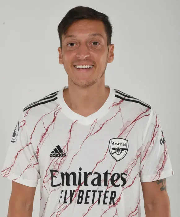 Framed Print : Arsenal First Team: Mesut Ozil Training Ahead of 2020-21 Season