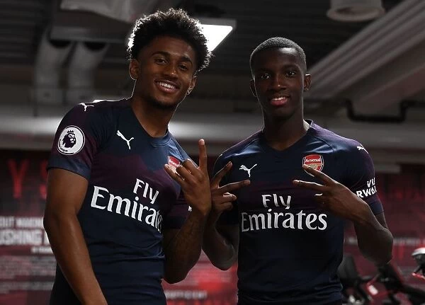 Arsenal First Team: Nelson and Nketiah at 2018 / 19 Photo Call