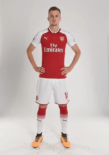 Arsenal First Team: Rob Holding at 2017-18 Photocall