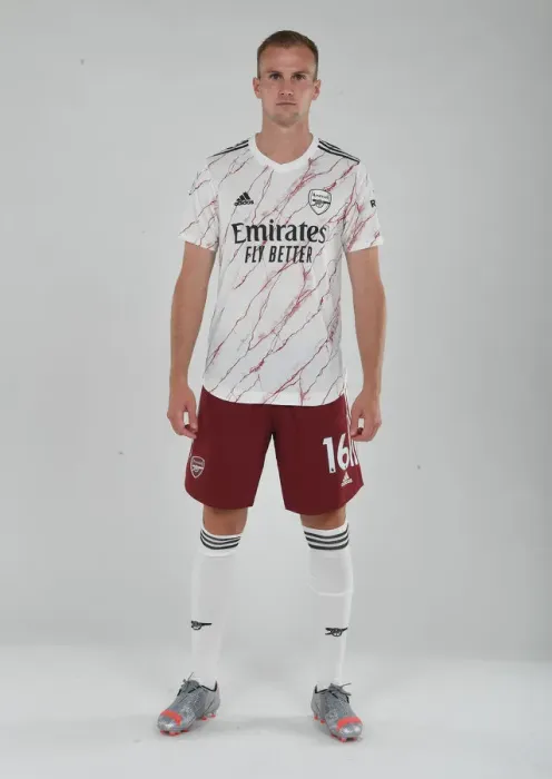 Framed Print : Arsenal First Team: Rob Holding at Training, 2020-21 Season