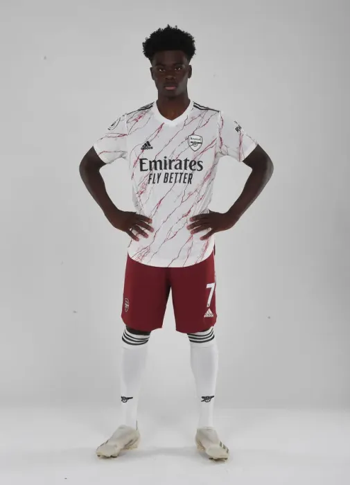 Framed Print : Arsenal First Team: Training with Bukayo Saka - 2020-21 Season Framed Print : Arsenal First Team: Training with Bukayo Saka - 2020-21 Season