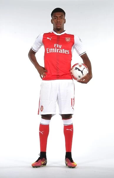 Arsenal Football Club: 2016-17 First Team - Alex Iwobi's Photocall