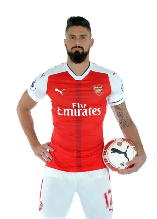 Framed Print : Arsenal Football Club: 2016-17 Season - Portrait of Olivier Giroud Framed Print : Arsenal Football Club: 2016-17 Season - Portrait of Olivier Giroud