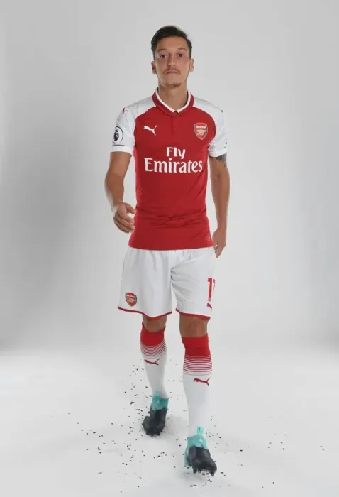 Framed Print : Arsenal Football Club 2017-18 Team: Mesut Ozil's Photocall