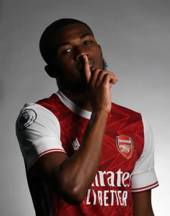 Framed Print : Arsenal Football Club: 2020-21 First Team - Alexandre Lacazette at Team Photoshoot Framed Print : Arsenal Football Club: 2020-21 First Team - Alexandre Lacazette at Team Photoshoot
